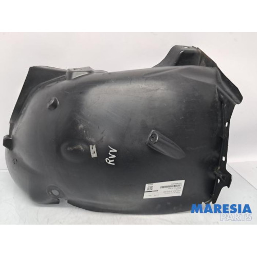 Renault - Clio - Passage de roue