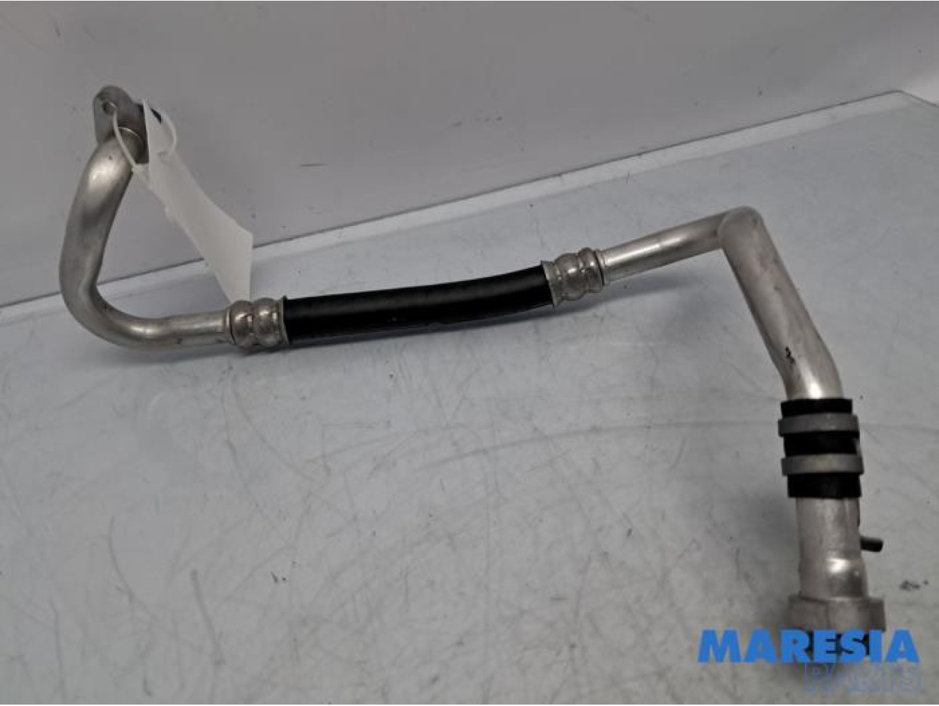 Renault - Clio - Tuyau clim