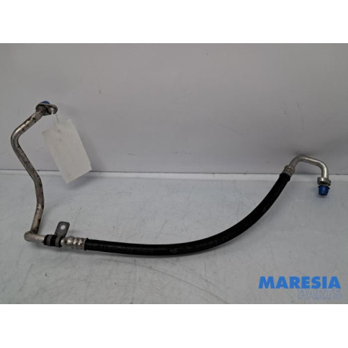 Renault - Clio - Airco Leiding