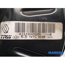 Renault - Clio - Brake servo