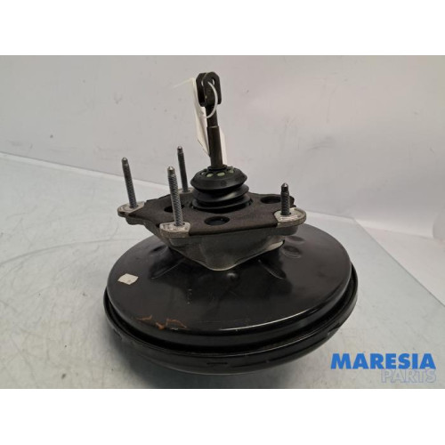 Renault - Clio - Brake servo