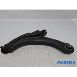 Renault - Clio - Front lower wishbone, left