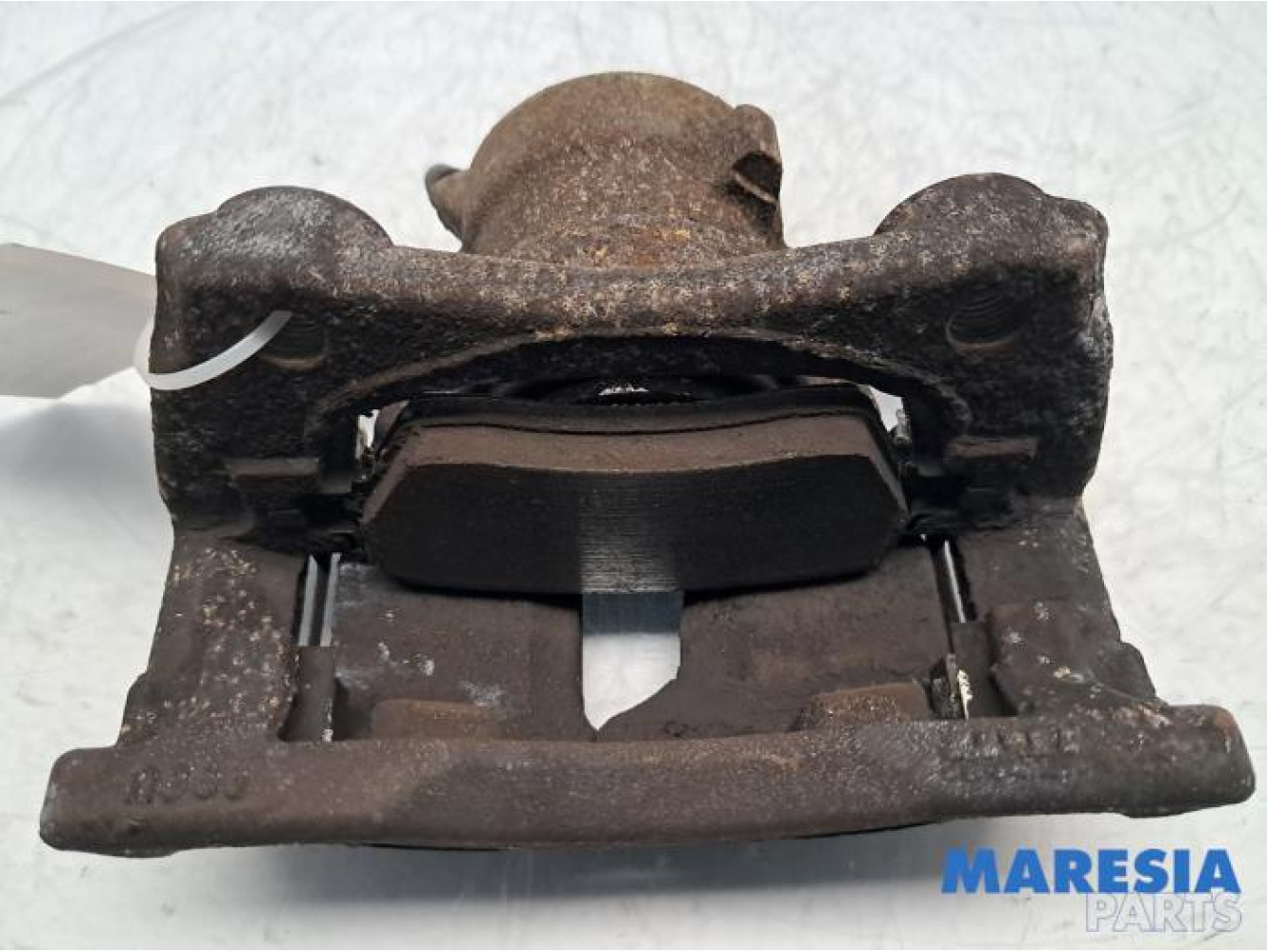 Renault - Clio - Front brake calliper, left