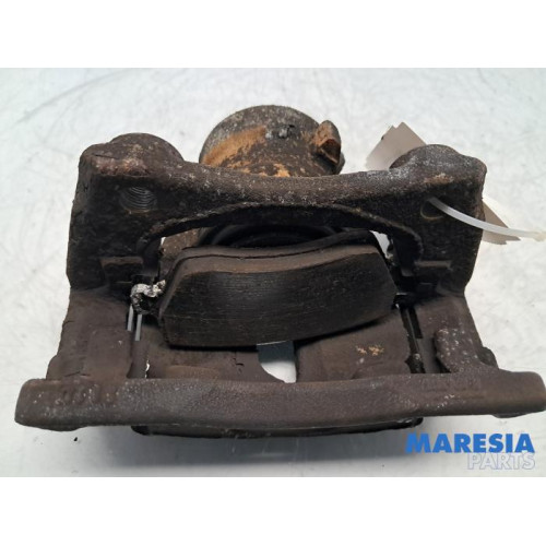 Renault - Clio - Etrier de frein (pince) avant droit