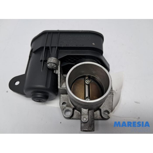 Citroen - C4 Cactus - Throttle body