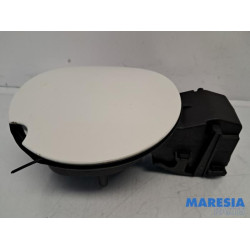 Renault - Clio - Tankklappe