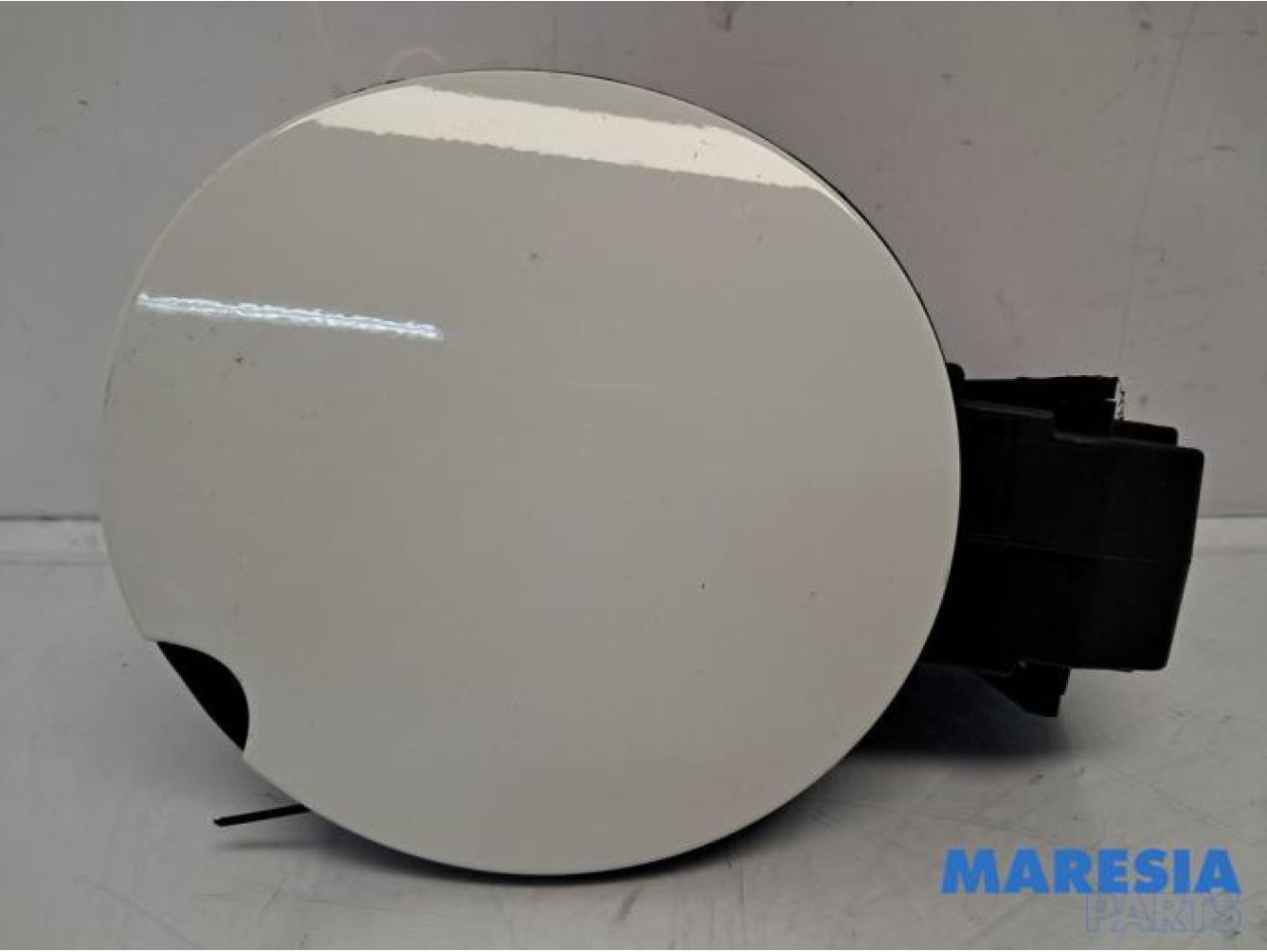 Renault - Clio - Tankklappe