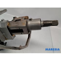 Renault - Clio - Steering column housing