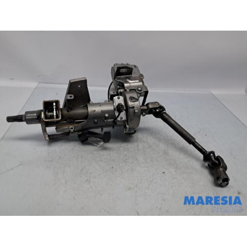 Renault - Clio - Steering column housing