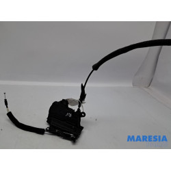 Renault - Clio - Front door lock mechanism 4-door, right