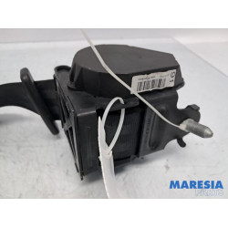 Renault - Clio - Sicherheitsgurt rechts hinten