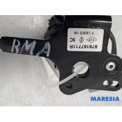 Renault - Clio - Rear seatbelt buckle, right