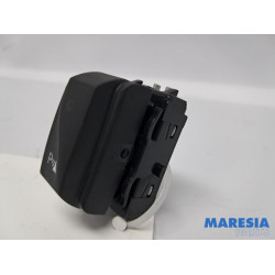 Renault - Clio - PDC switch