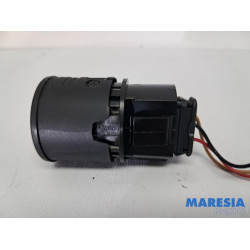 Renault - Clio - Commutateur marche-arrêt