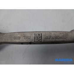 Alfa Romeo - Giulia - Draagarm links-achter