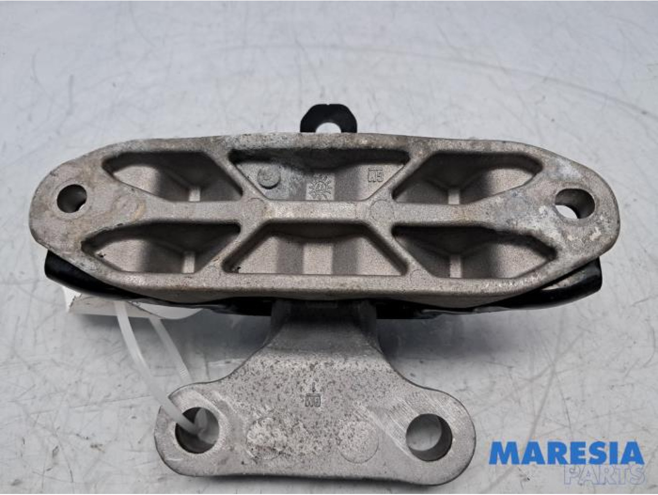 Opel - Karl - Motorsteun