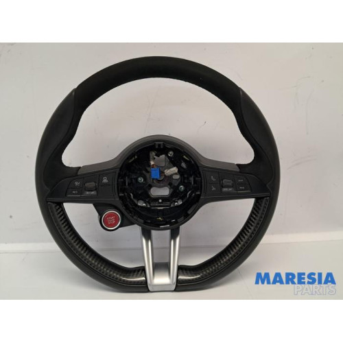 Alfa Romeo - Giulia - Lenkrad