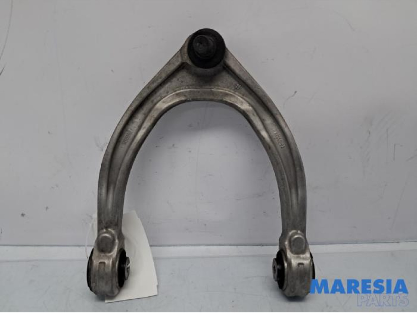 Alfa Romeo - Giulia - Front upper wishbone, right