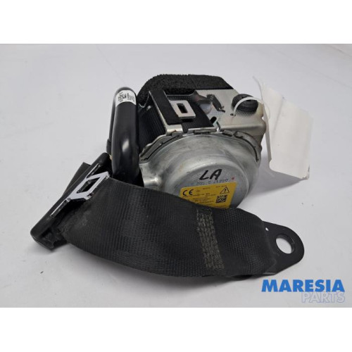 Alfa Romeo - Giulia - Rear seatbelt, left