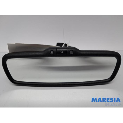 Alfa Romeo - Giulia - Rear view mirror