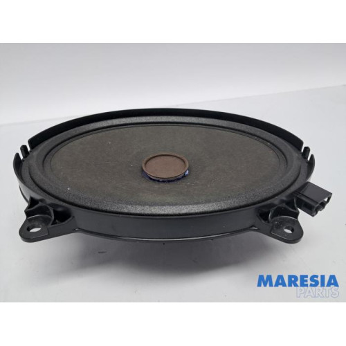 Alfa Romeo - Giulia - Speaker