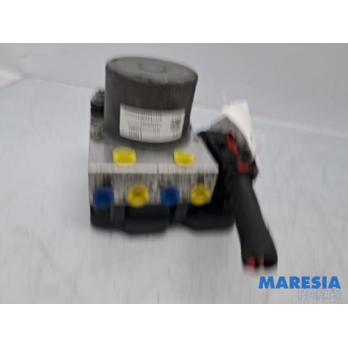 Opel - Karl - ABS Pomp