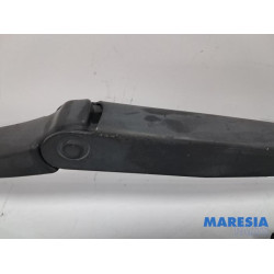 Opel - Karl - Front wiper arm