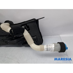 Alfa Romeo - Giulia - Réservoir lave-glace avant