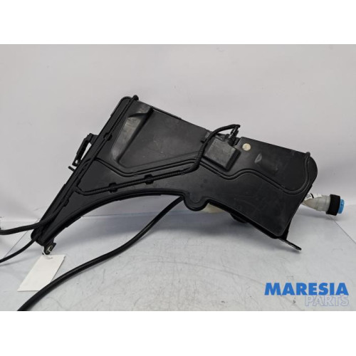 Alfa Romeo - Giulia - Réservoir lave-glace avant