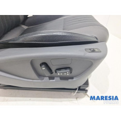 Alfa Romeo - Brera - Seat, right