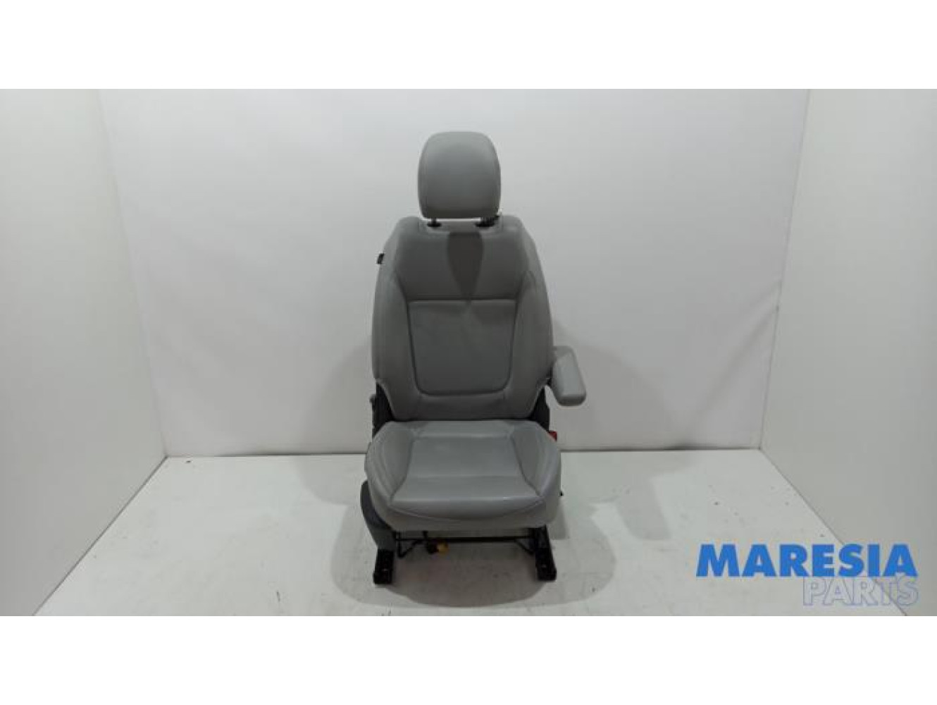 Peugeot - 5008 - Sitz rechts