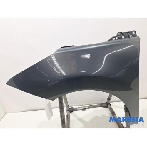 Peugeot - 5008 - Scherm links-voor