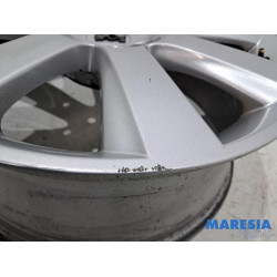 Peugeot - 5008 - Wheel