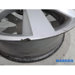 Peugeot - 5008 - Wheel