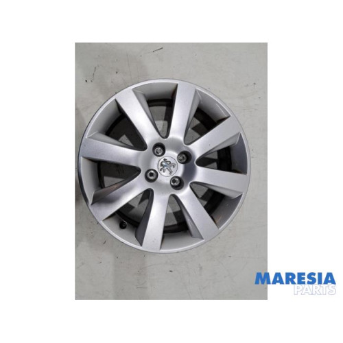 Peugeot - 5008 - Wheel