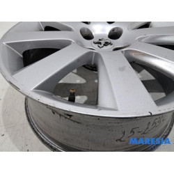 Peugeot - 5008 - Wheel