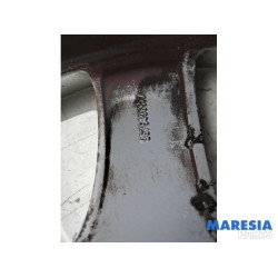 Peugeot - 5008 - Wheel