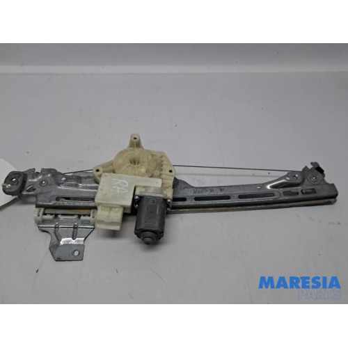 Peugeot - 308 - Rear door window mechanism 4-door, right