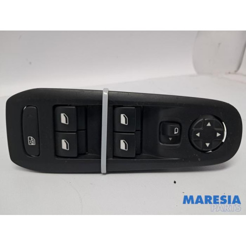 Peugeot - 308 - Multi-functional window switch