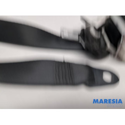 Peugeot - 308 - Sicherheitsgurt rechts hinten