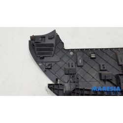 Peugeot - 5008 - Engine protection panel