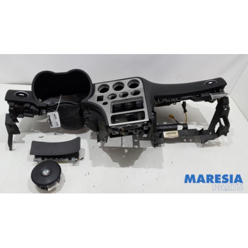 Alfa Romeo - Brera - Airbag set + dashboard