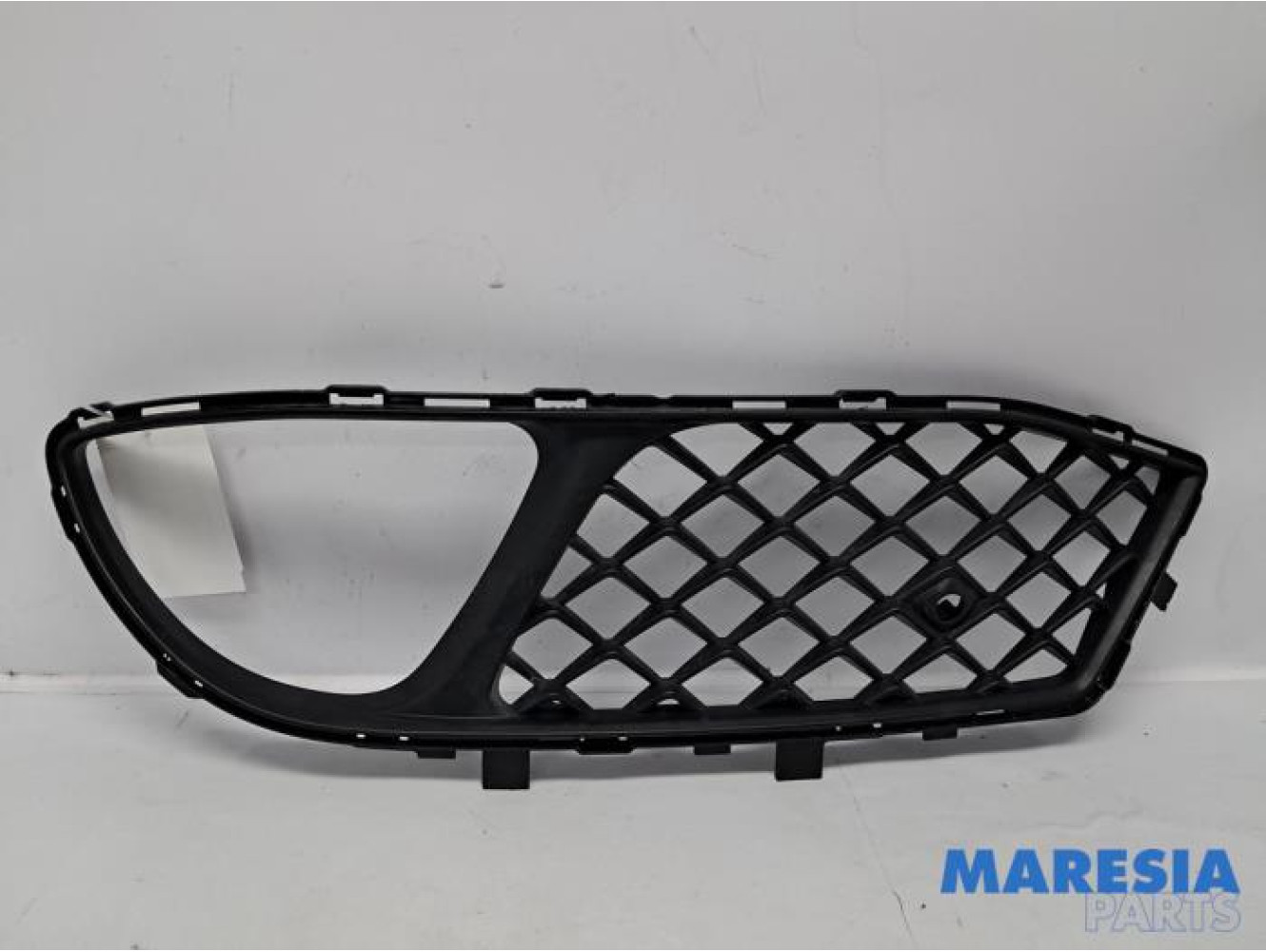 Alfa Romeo - Giulia - Grille