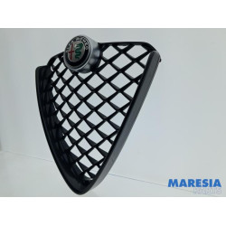 Alfa Romeo - Giulia - Calandre