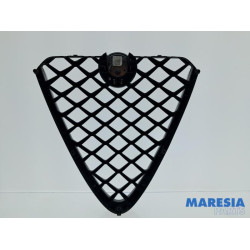 Alfa Romeo - Giulia - Calandre