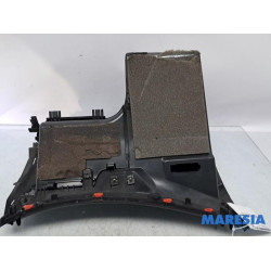 Alfa Romeo - Brera - Glovebox