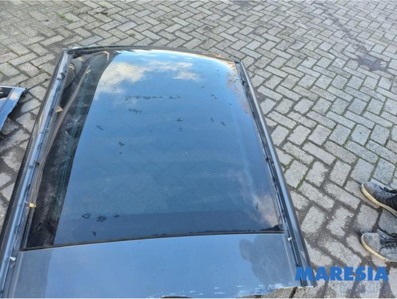 Peugeot - 5008 - Panoramic roof