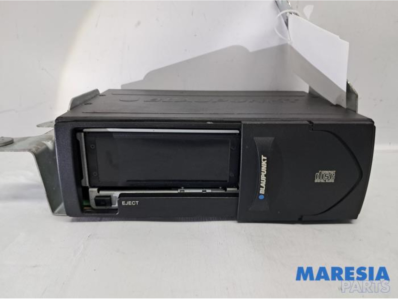 Alfa Romeo - Brera - CD changer