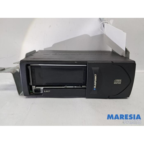 Alfa Romeo - Brera - CD changer