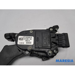 Alfa Romeo - Brera - Gaspedaal